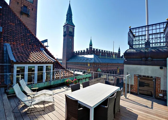 Luxury hotel only: Scandic Palace Hotel