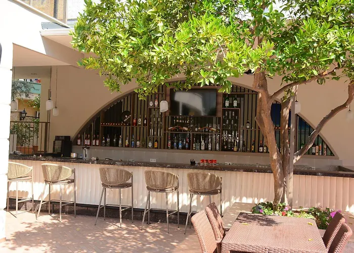 Apartahotel: Almera Park Apart Hotel