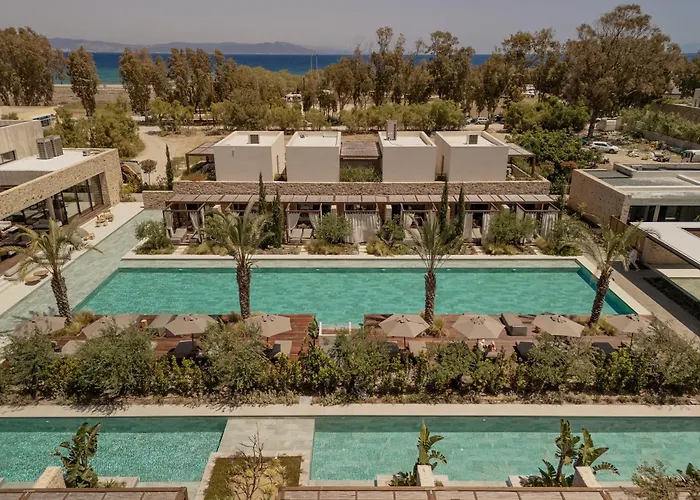 Waterpark hotel: Theros All Suite Hotel - Adults Only