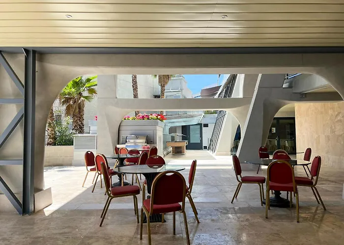 Hotel met zwembad: Ekilibrio Hotel & Apart-Suites