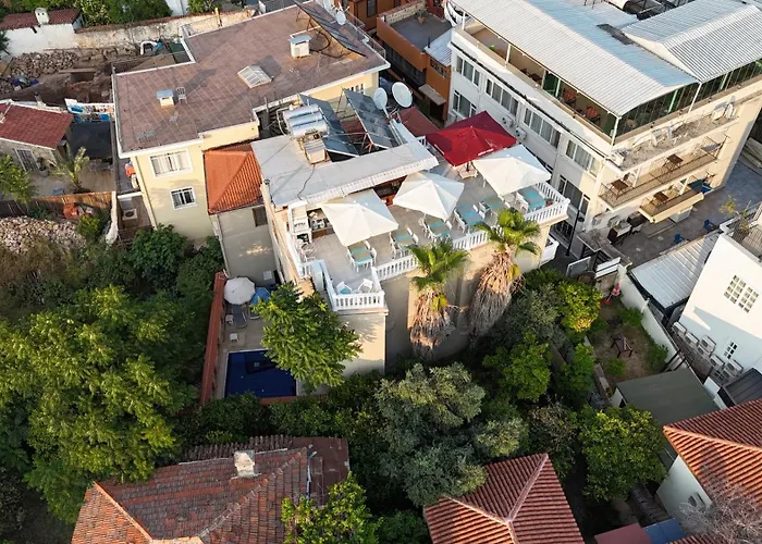 B&B: Bacchus Pension