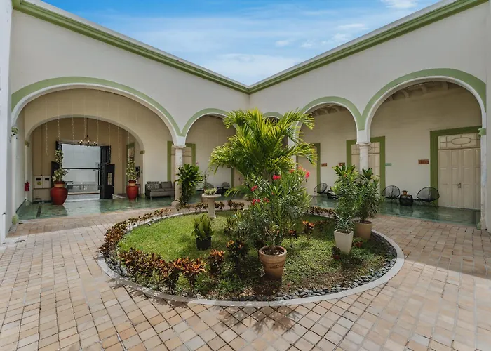Сity center hotels Boutique La Casona By Kavia