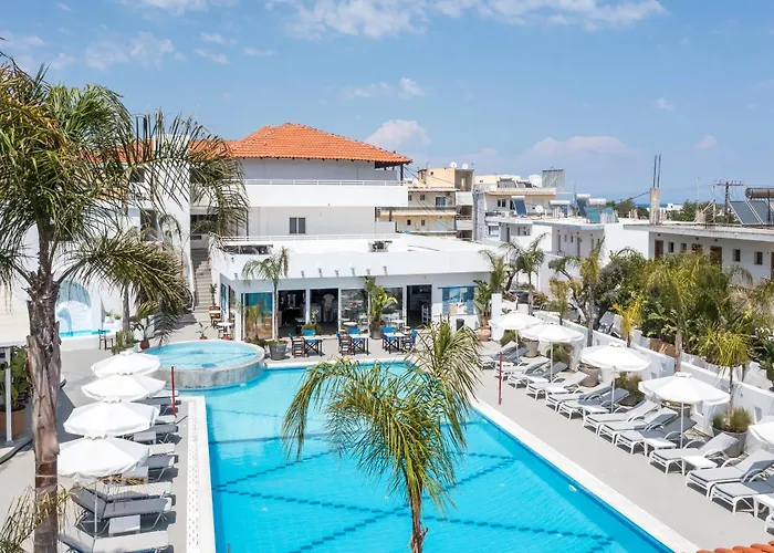 Familiehotel: Tinas Plus Hotel