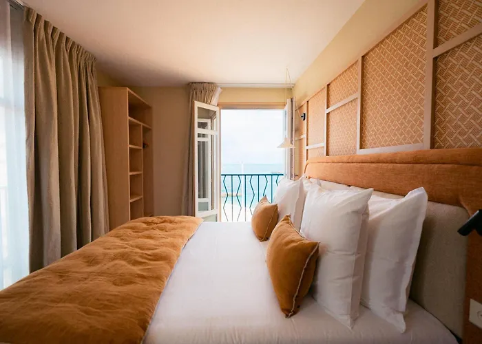 Hotel de 4 estrelas: Roc Seven Biarritz