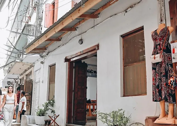 Сity center hotels Vivi Cafe B&B