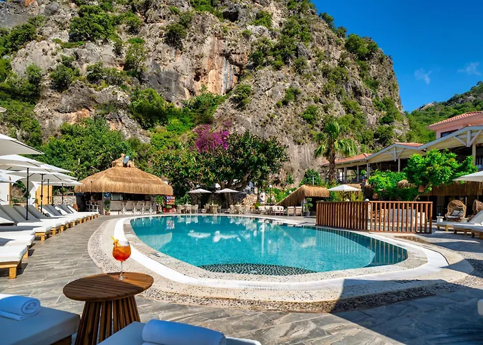 Ata Lagoon Beach Hotel