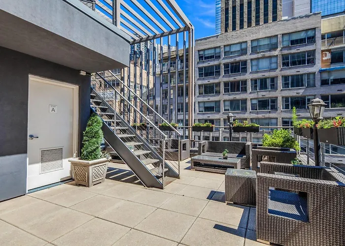 Kid friendly hotel Historic Blue Angel Lexington Ave, An Ascend Collection