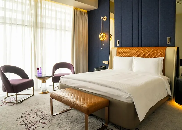 Alrayyan Hotel Doha, Curio Collection By Hilton