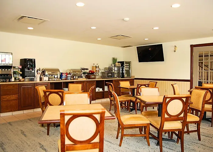 Staywell Inn & Suites