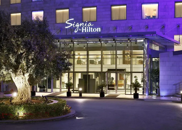  Signia By Hilton