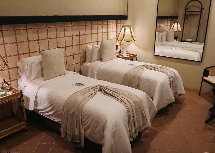 Privado Designer Boutique Hotel