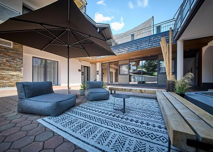 Vakantieverhuur: The Poolhouse Boutique Lodge