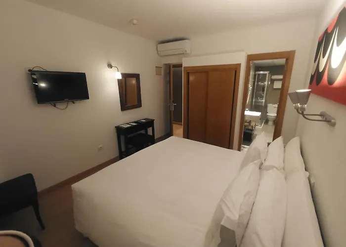 Central hotel: Hostal Parque Ibiza