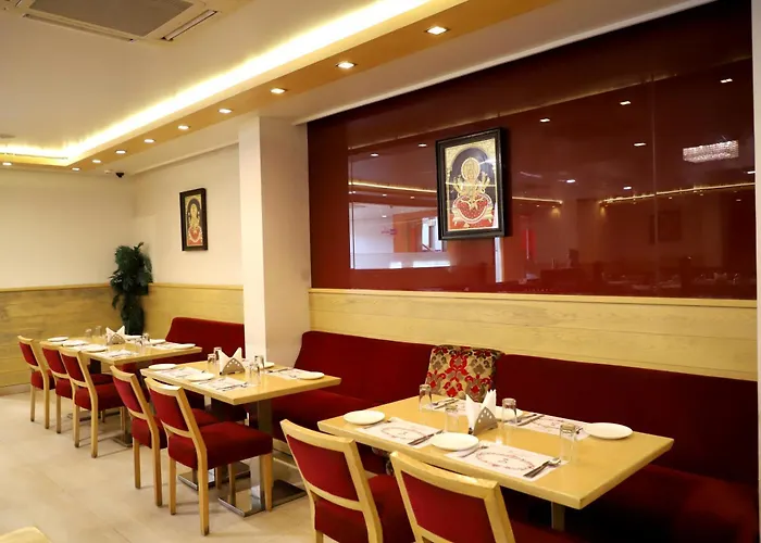 Hotels Close to Airport Dasaprakash
