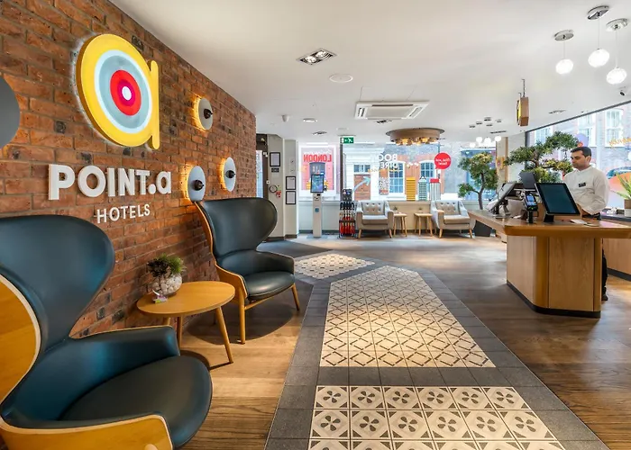 Lodge: Point A London Liverpool Street