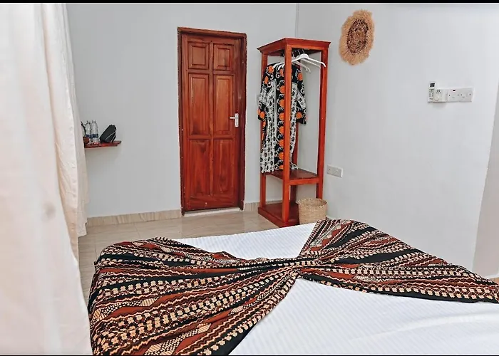Сity center hotels Vivi Cafe B&B