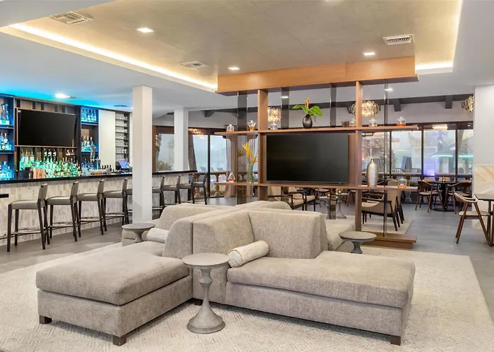 Luxury hotel only: Hilton Galveston Island Resort