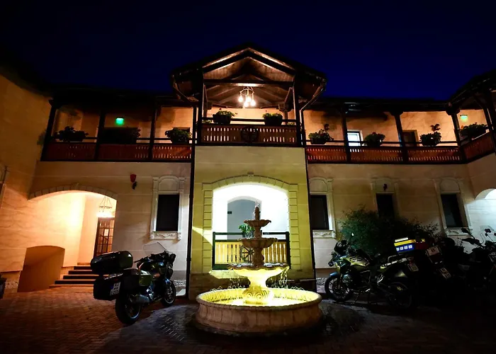 Guest house: Curtea Veche