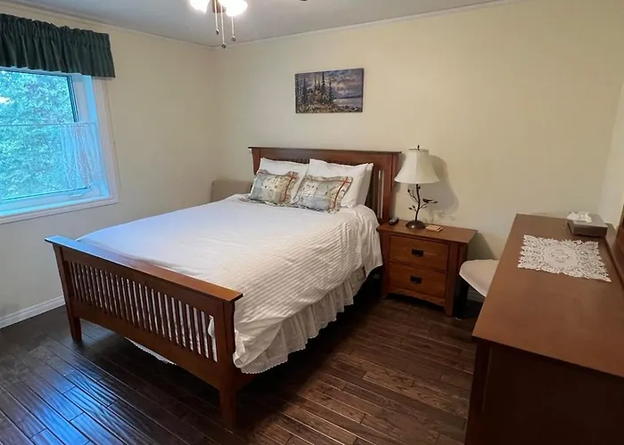 Bluejay Suites B&B