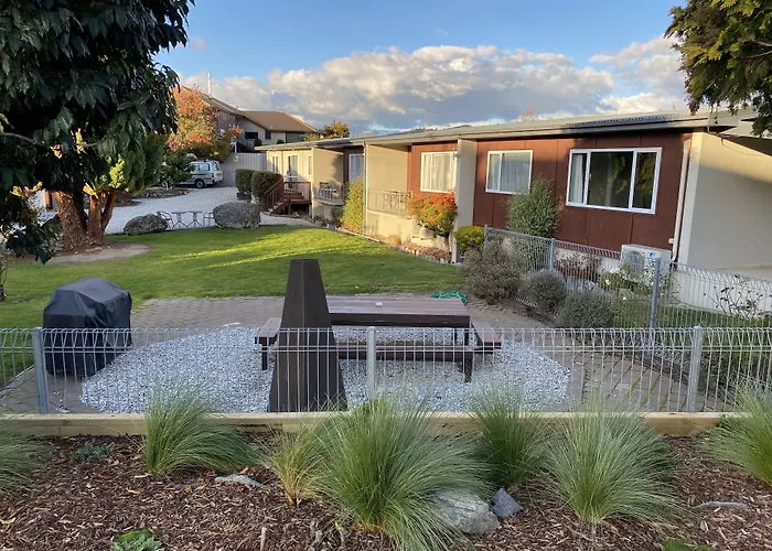 Kid friendly hotel Manuka Crescent