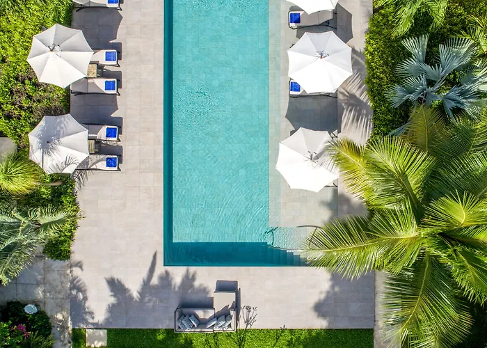 Hotel: The Sandpiper