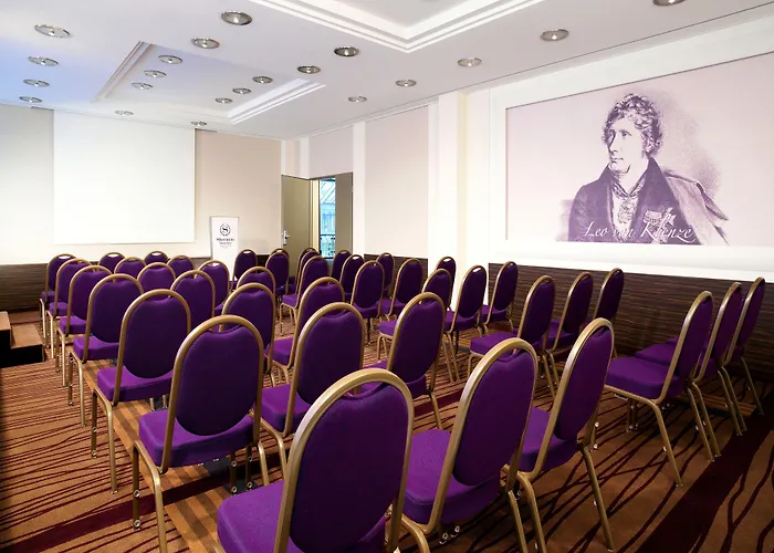 Self catering: Four Points By Sheraton Munich Arabellapark
