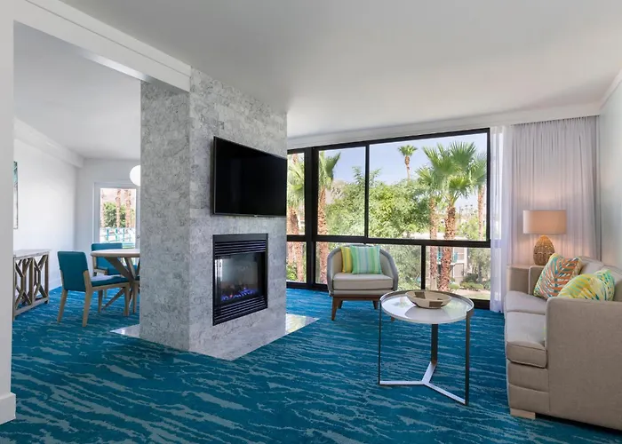 Romantic hotel: Riviera Resort Palm Springs