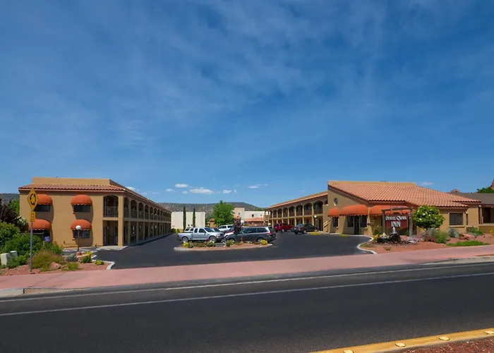 Desert Quail Inn At Bell Rock