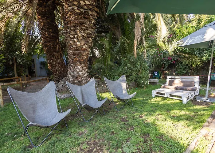 Albergue: La Casa Roja Hostel