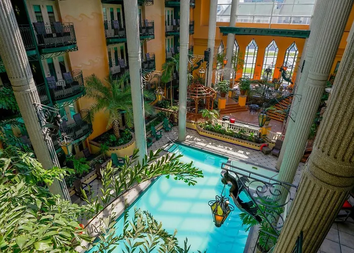 Hôtel Spa: Hôtel Plaza Québec par JARO
