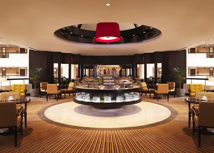 Jacuzzi-Hotel: Moevenpick Grand Al Bustan