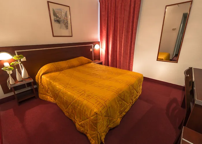 Hotel cerca del colegio: Hotel America