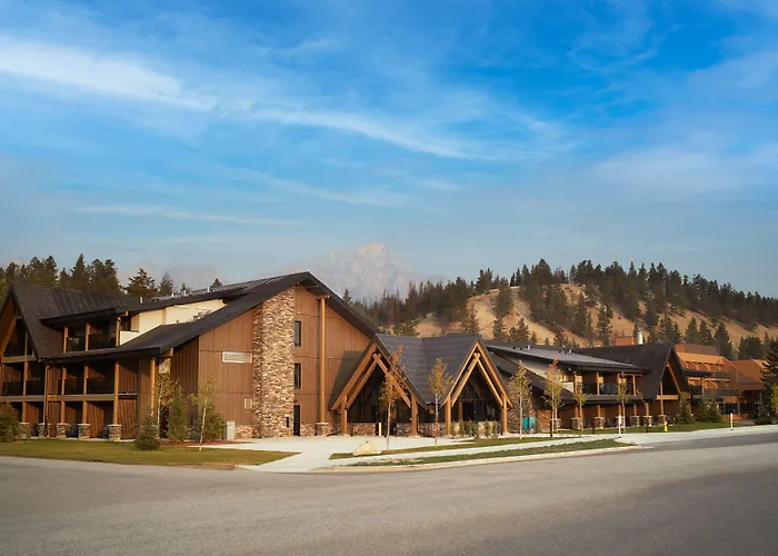 Cheap hotels Forest Park