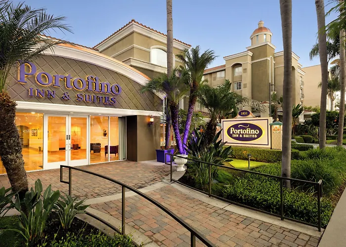 Family Hotel: Anaheim Portofino Inn & Suites