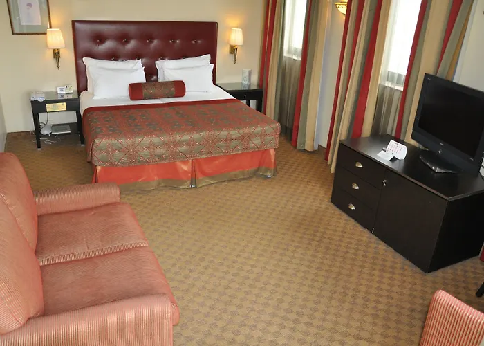 In Luxury hotels Prima Kings