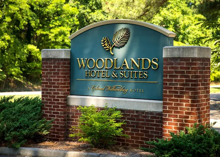 Woodlands & Suites, An Official Colonial