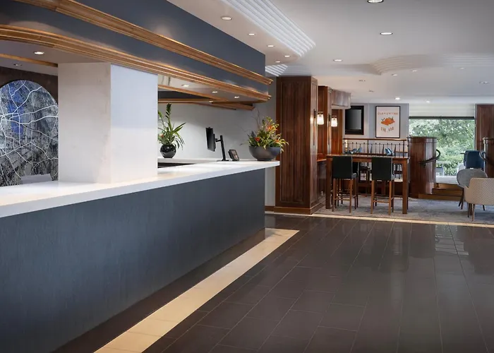Delta s By Marriott