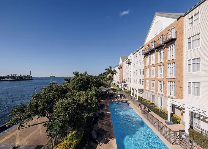 Hotels with pool Rydges Newcastle