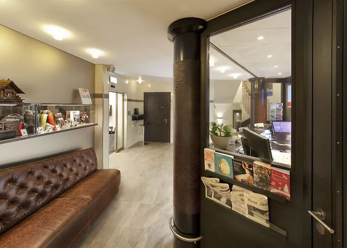 Alexander Guesthouse Old Town