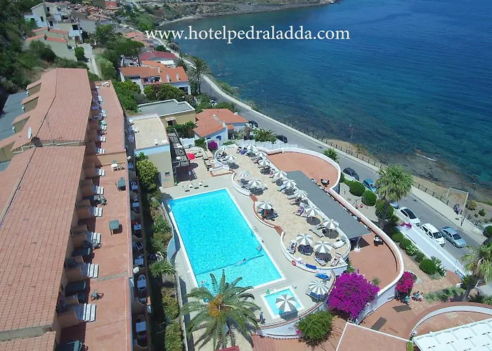 Lh Pedraladda Resort