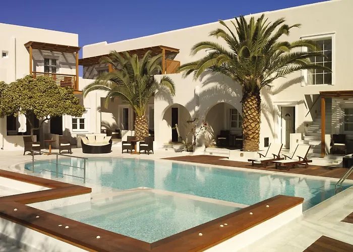 Hotels with pool Nissaki Beach