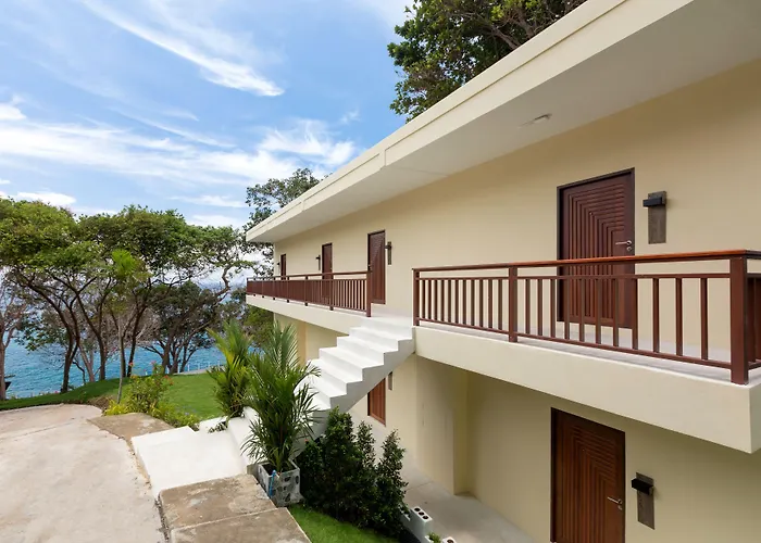 Resort: Secret Cliff Resort&Restaurant - SHA Plus