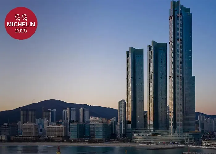 5 star hotels Signiel Busan