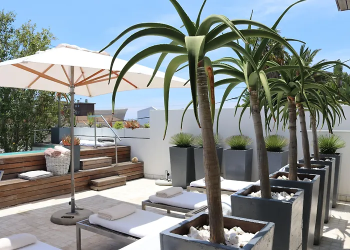 Hotel with Tennis: Dysart Boutique Hotel - Solar Power