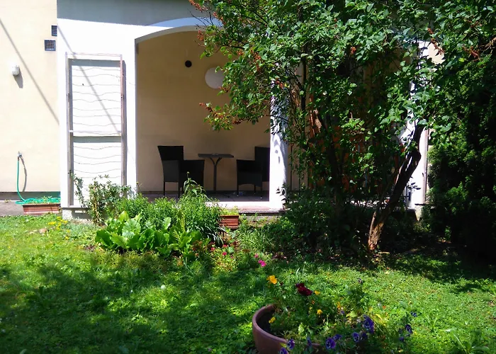 Guest house: Pension Elisabeth - Rooms & Apartments