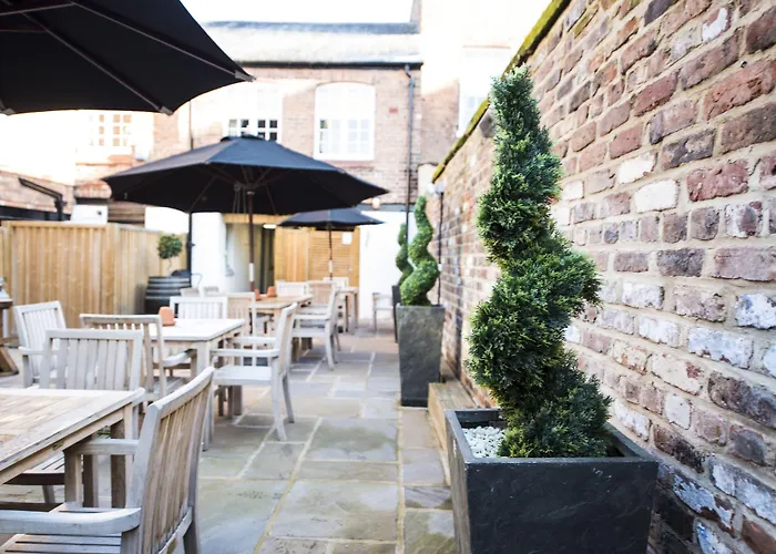 B&B only: The Pied Bull