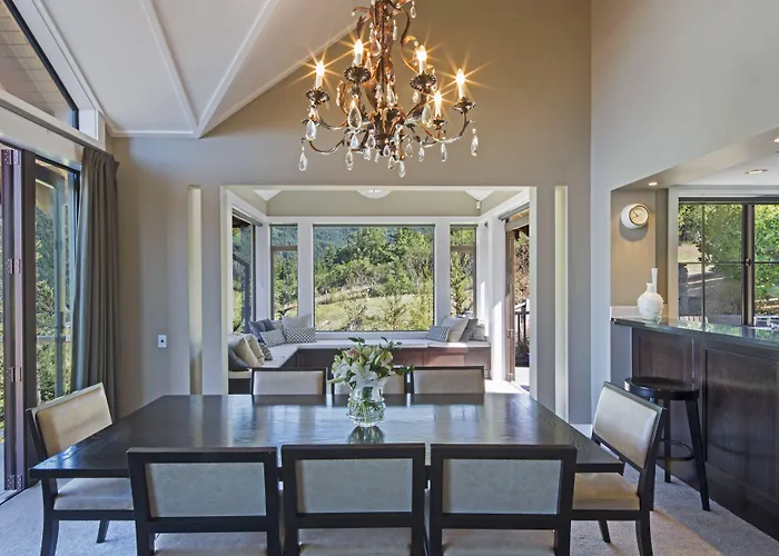 Commonage Grand 3 Bedroom