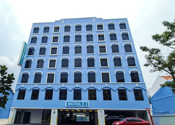 Hotel 81 Palace - Newly Renovated