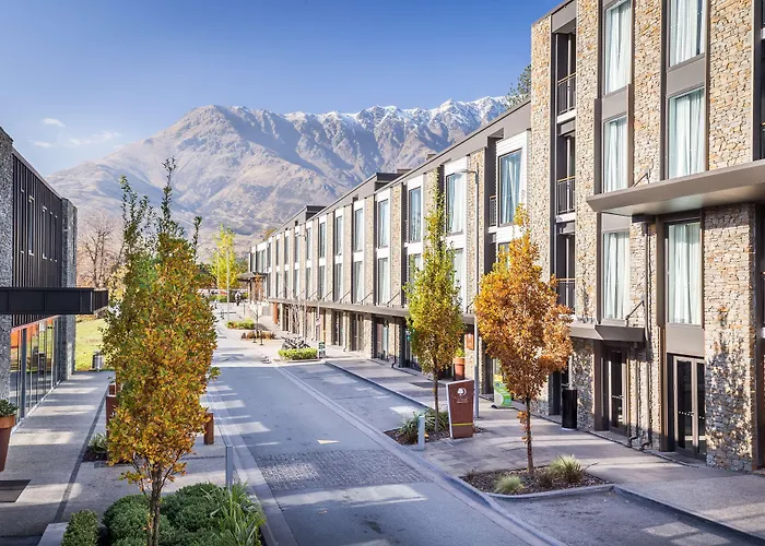  Doubletree By Hilton Queenstown