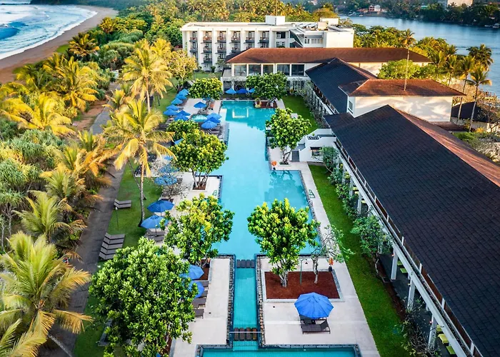 Hôtel central: Nh Bentota Ceysands Resort